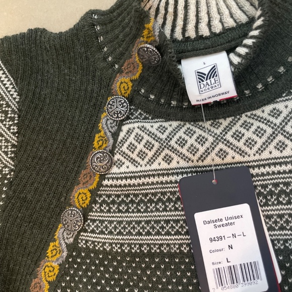 Mens Dale Norway Sweater NWT - Picture 2 of 2